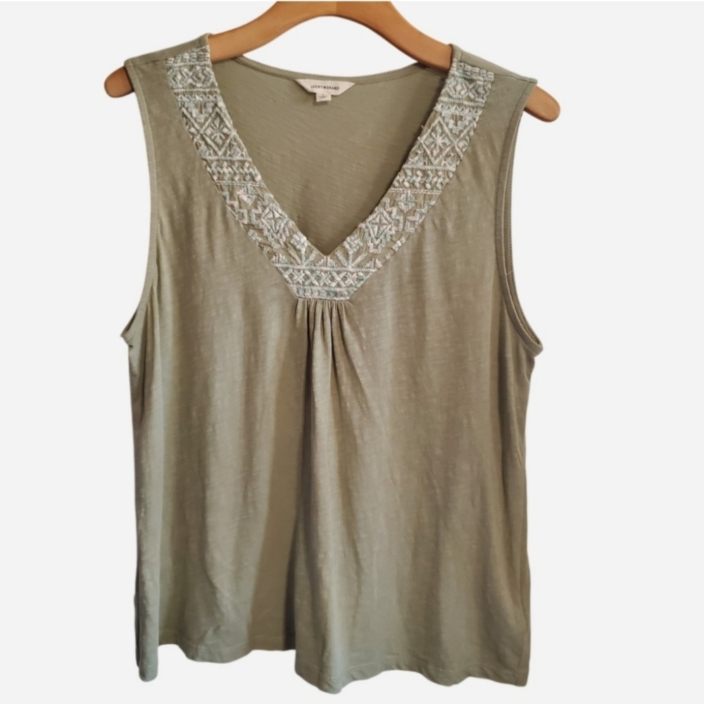 Lucky Brand Women’s Green Embroidered V neck Tank top Size L Boho Peasant hippie